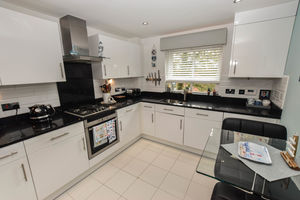 Kitchen- click for photo gallery